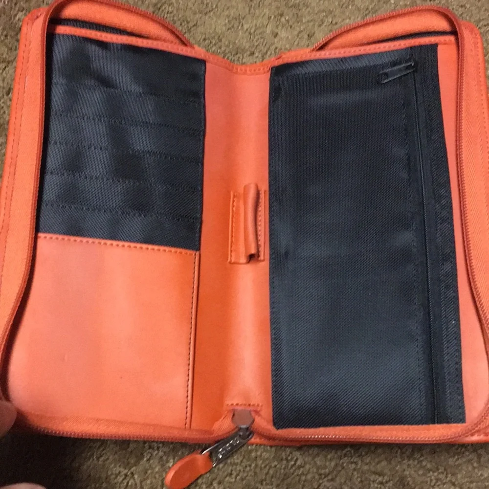 Clava leather Wallet clutch genuine leather burnt orange EUC lots of pockets